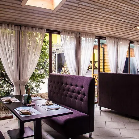 Malyvo Hotel *